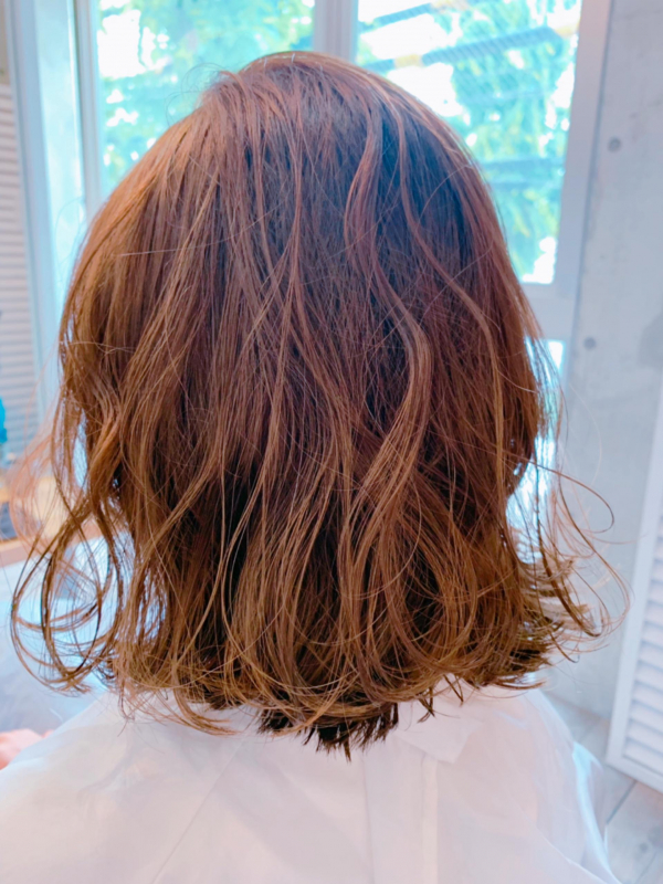 ヘアカラーにはどんな種類があるの 明るさや目的別に紹介します 吉祥寺徒歩5分にある人気ハワイアンサロン 美容院 Aivee アイビー