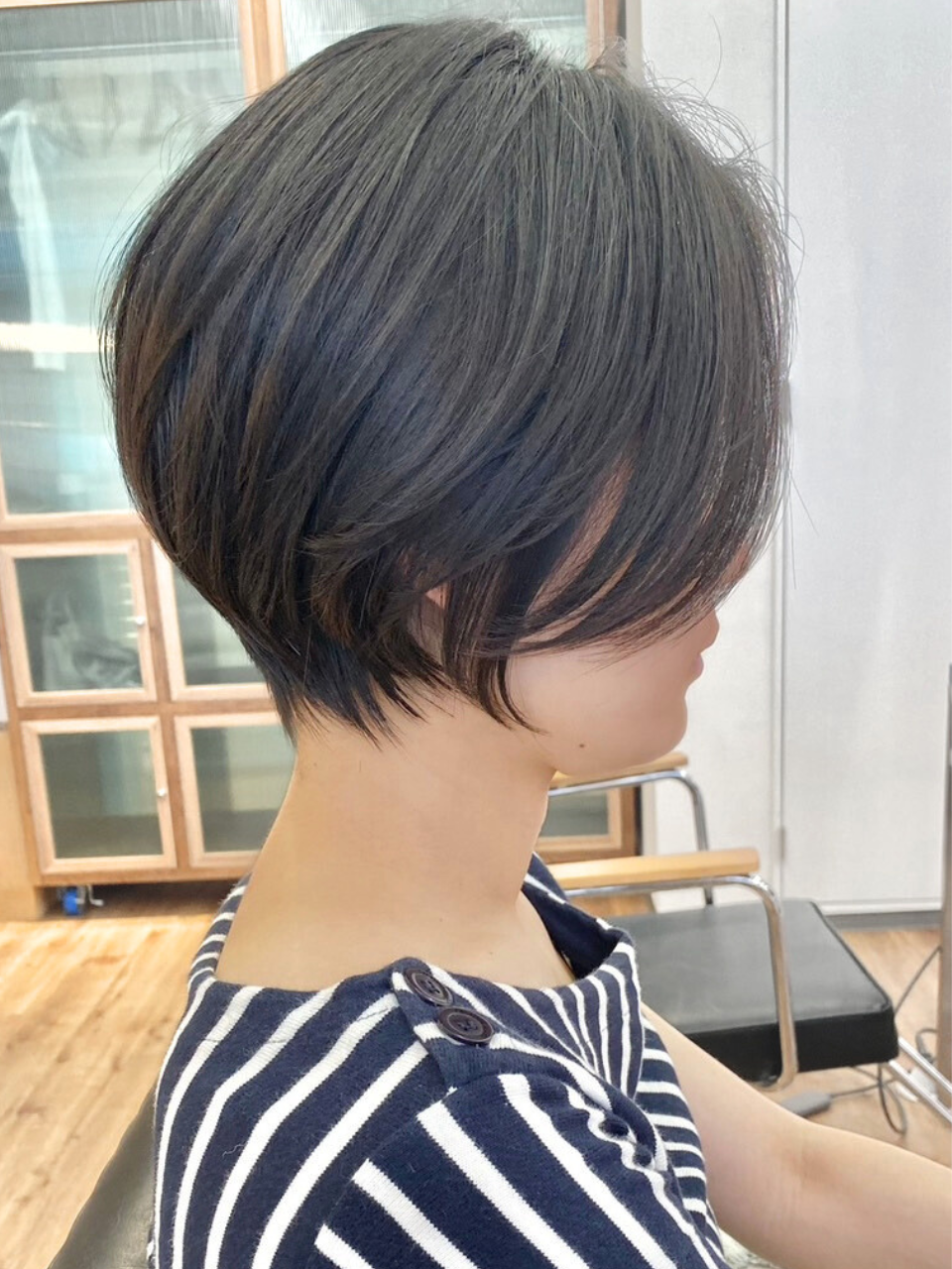 黒髪ショートボブ